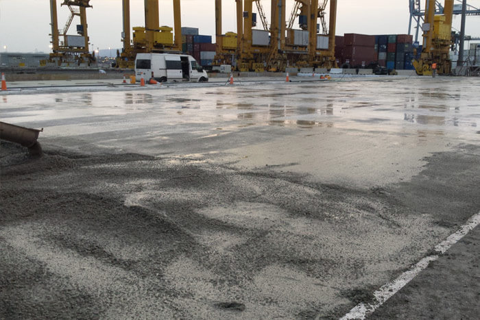 Pavimentación de 15.000m2 de hormigón de la Terminal de Contenedores del Puerto de Tarragona