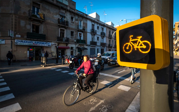Realització de Carrils bus i bici a Barcelona